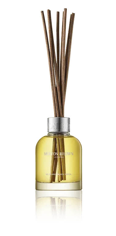 Molton Brown Re-Charge Black Pepper Aroma Reeds (150 ml) Finale Aktion